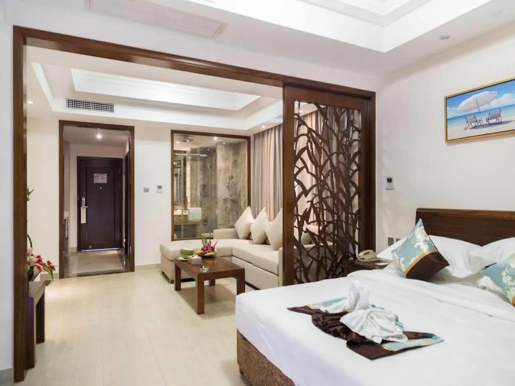 Sanya Shanghai Huating Boutique Resort Hotel