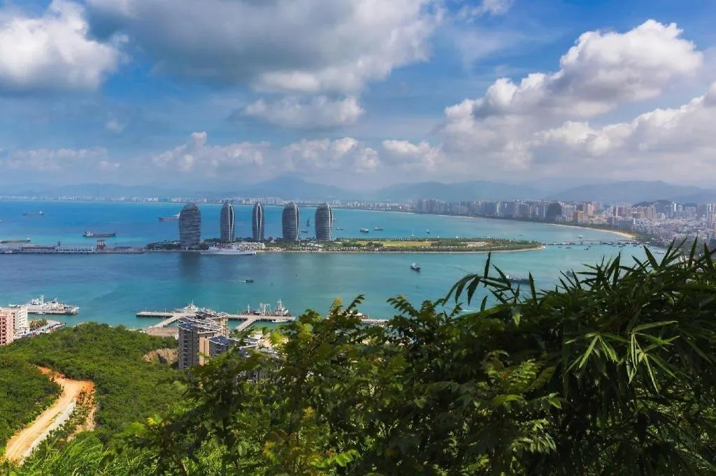 Sanya Shanghai Huating Boutique Resort Hotel 4*,  Китай