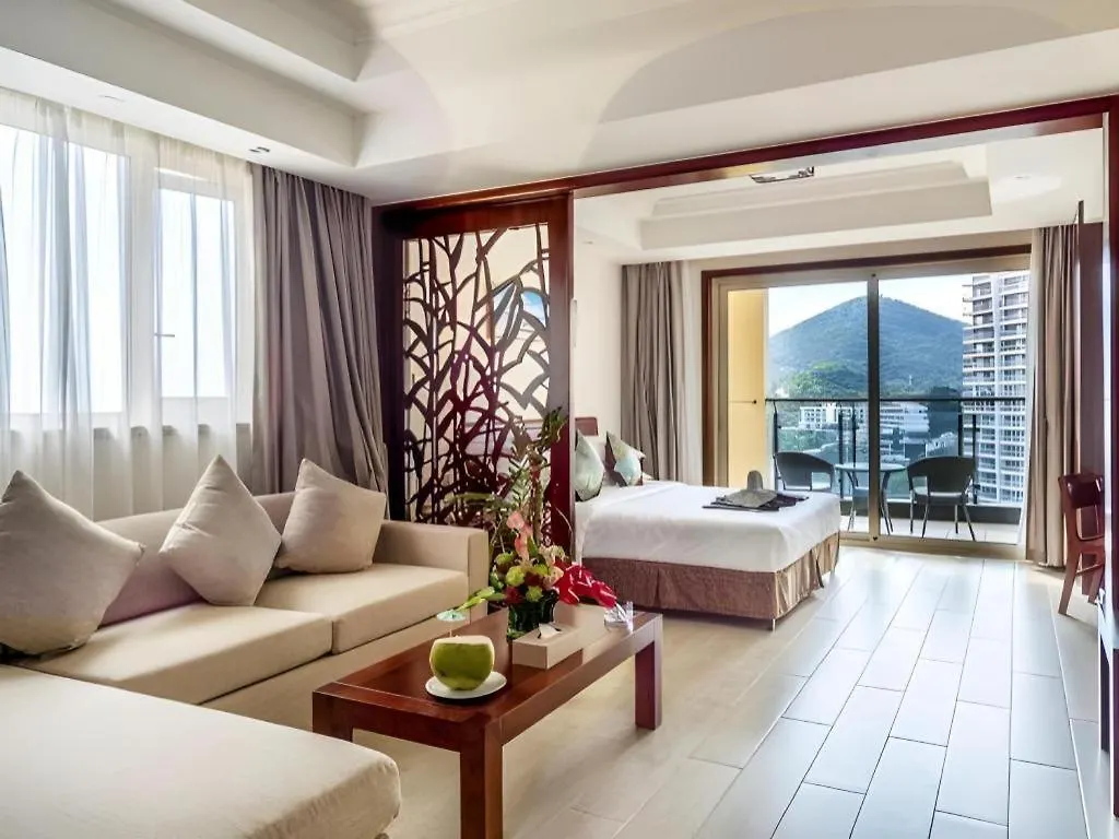 Sanya Shanghai Huating Boutique Resort Hotel