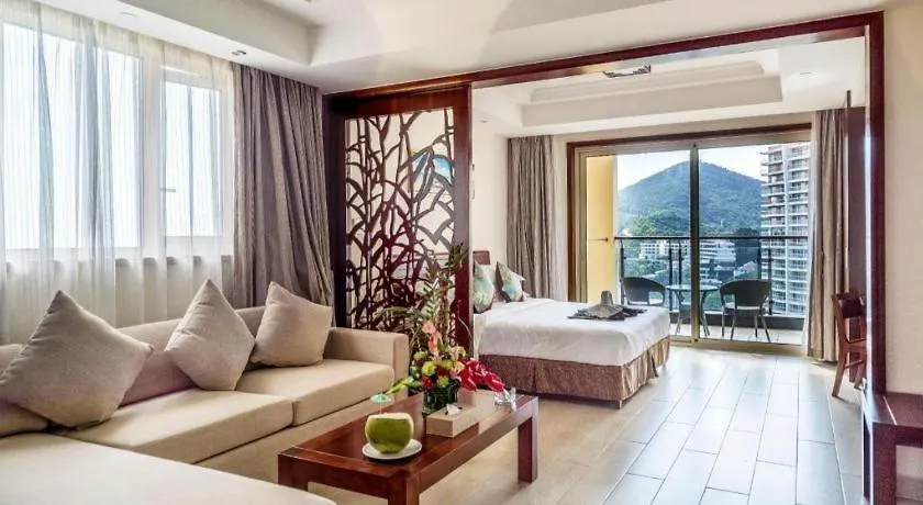 Sanya Shanghai Huating Boutique Resort Hotel 4*,  China